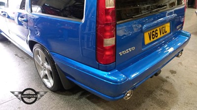 Lot 263 - 2000 VOLVO V70 R AWD AUTO