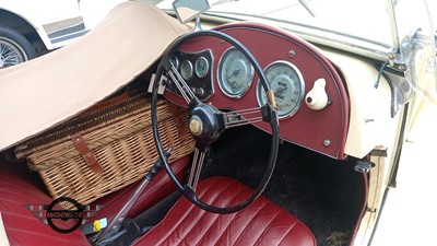 Lot 322 - 1953 MG TD