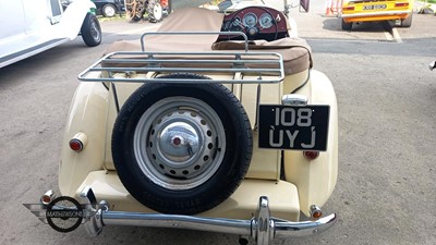 Lot 322 - 1953 MG TD