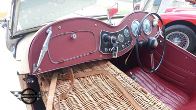 Lot 322 - 1953 MG TD