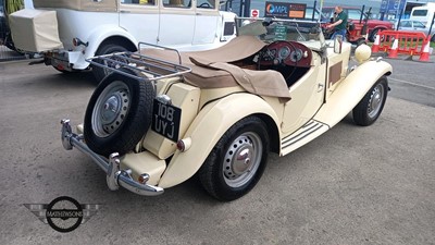 Lot 322 - 1953 MG TD