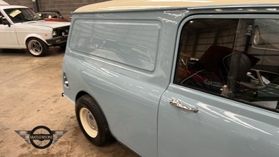 Lot 359 - 1975 MORRIS MINI 850 VAN