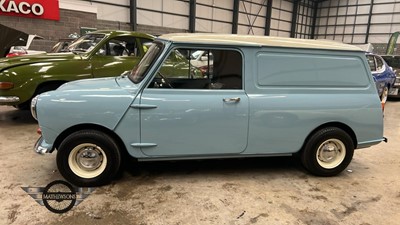 Lot 359 - 1975 MORRIS MINI 850 VAN