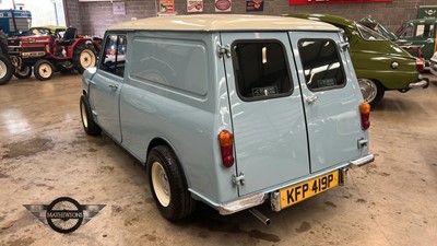 Lot 359 - 1975 MORRIS MINI 850 VAN