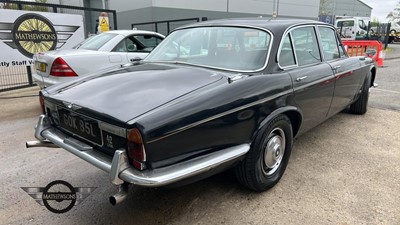 Lot 435 - 1973 JAGUAR 4.2 XJ6 AUTO