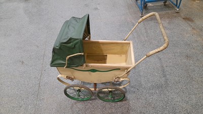 Lot 273M - VINTAGE STYLE CHILDS DOLLS PRAM (ALL PROCEEDS TO CHARITY)