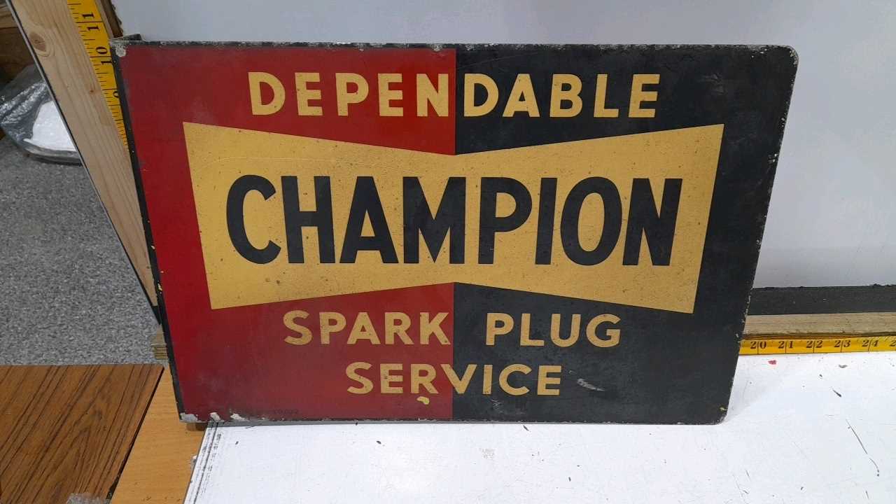 Lot 25 - CHAMPION DEPENDABLE DOUBLE SIDED WALL MOUNTED