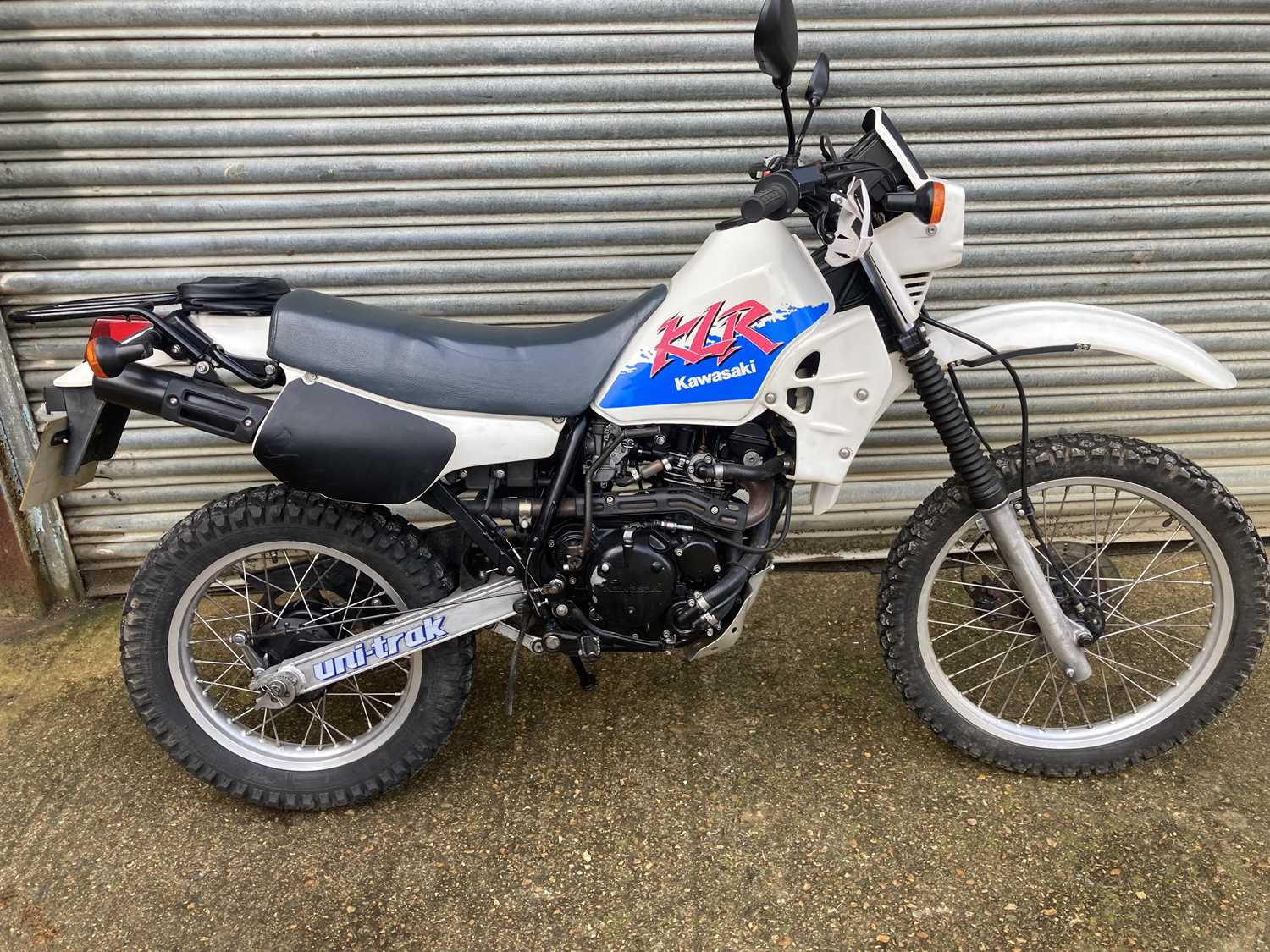 Lot 606 - 1995 KAWASAKI KL250-D8