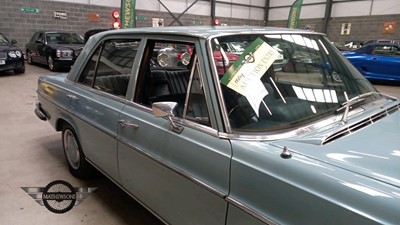 Lot 459 - 1970 MERCEDES 280S