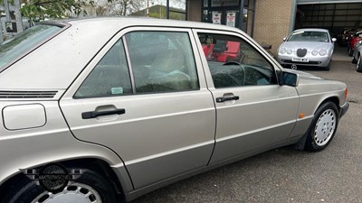 Lot 554 - 1993 MERCEDES 190E AUTO