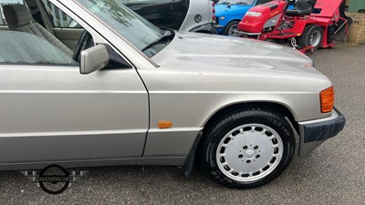 Lot 428 - 1993 MERCEDES 190E AUTO