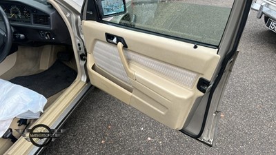 Lot 428 - 1993 MERCEDES 190E AUTO