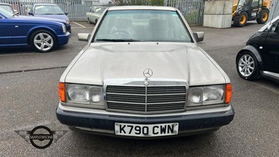 Lot 554 - 1993 MERCEDES 190E AUTO