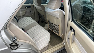 Lot 428 - 1993 MERCEDES 190E AUTO