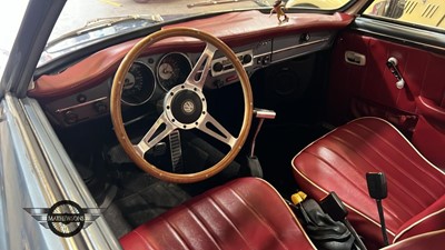 Lot 611 - 1972 VOLKSWAGEN KARMANN GHIA