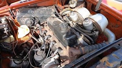 Lot 553 - 1974 MG B