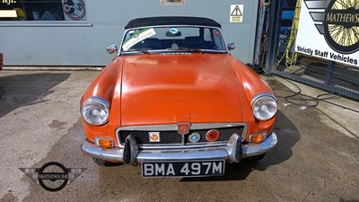 Lot 553 - 1974 MG B