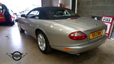 Lot 563 - 1998 JAGUAR XK8 CONVERTIBLE AUTO