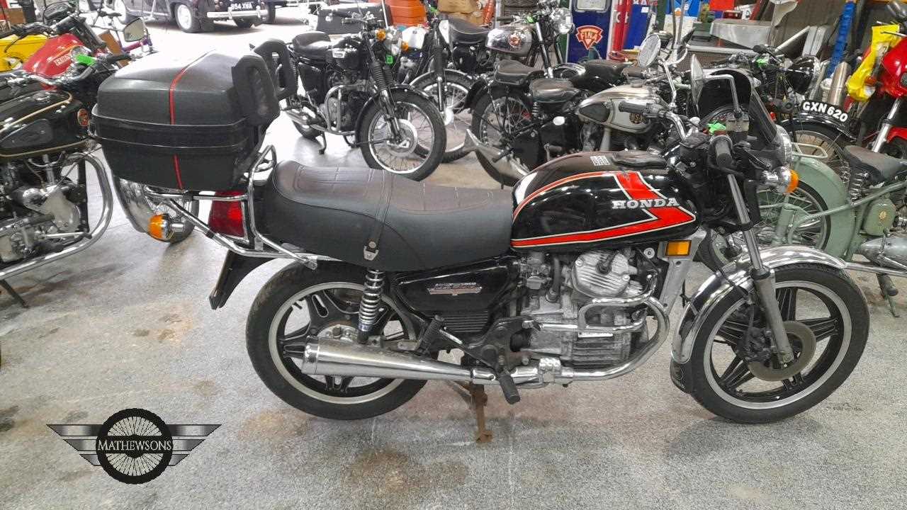 Lot 523 - 1982 HONDA CX500