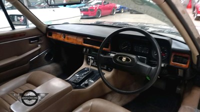 Lot 319 - 1987 JAGUAR XJS HE AUTO