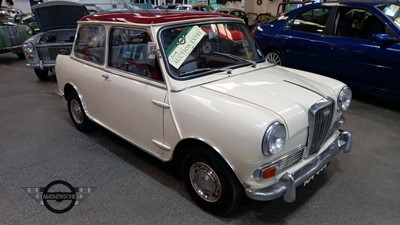 Lot 16 - 1962 WOLSELEY HORNET MK1