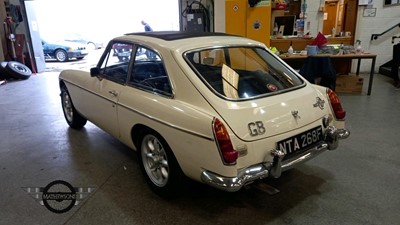 Lot 285 - 1968 MG C GT