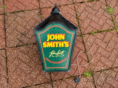 Lot 38 - PERIOD STYLE  JOHN SMITHS LIGHT UP SIGN 26" X 14"