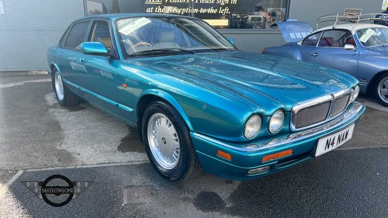 Lot 738 - 1995 JAGUAR XJ6 SPORT AUTO