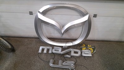 Lot 42 - MAZDA FORECOURT SIGN & LETTERS 41" X 36"