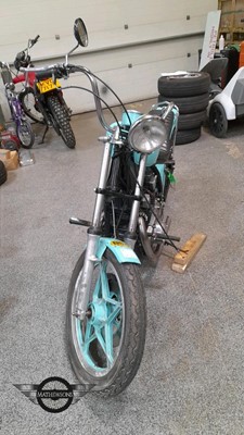 Lot 488 - 1979 SUZUKI CHOPPER