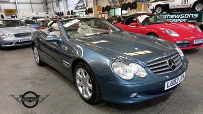 Lot 605 - 2003 MERCEDES SL500 AUTO