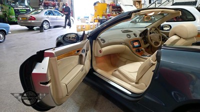 Lot 605 - 2003 MERCEDES SL500 AUTO