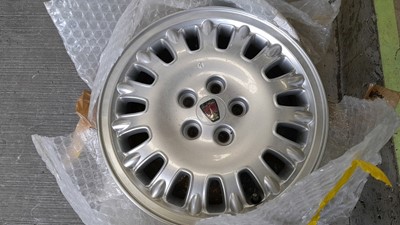 Lot 805 - NEW ROVER/MG 15" SET OF ALLOY WHEELS