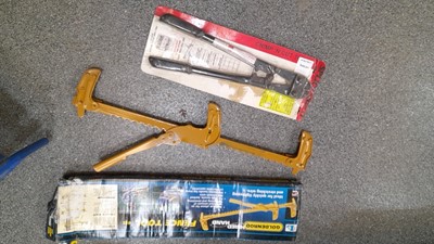 Lot 540 - FENCE TIGHTENING AND CRIMPING TOOLS