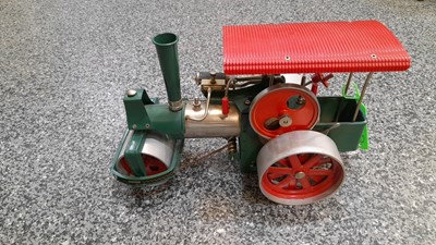 Lot 652 - MODEL TRACTION ENGINE