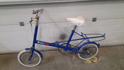 Lot 664 - JUNIOR MOULTON BICYCLE