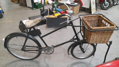 Lot 668 - LOW GRAVITY STEP OVER BUTCHERS BIKE & BASKET