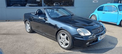 Lot 150 - 2001 MERCEDES SLK 320