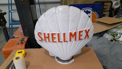 Lot 43 - SHELLMEX GLASS GLOBE