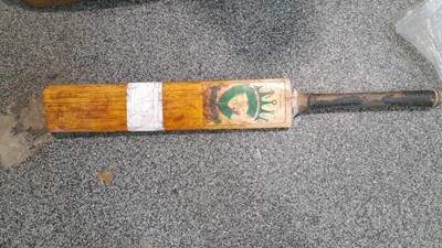Lot 69 - CRICKET BAT & BAG - ALL PROCEEDS TO CHARITY
