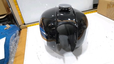 Lot 393 - NEW PETROL TANK FOR 1958 BSA C12