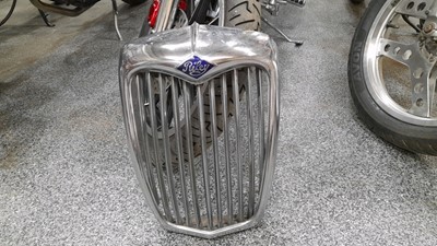 Lot 212 - RILEY 1.5 CHROME GRILLE