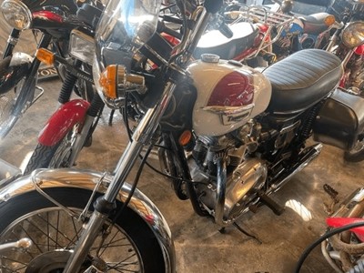 Lot 168 - 1974 TRIUMPH BONNEVILLE