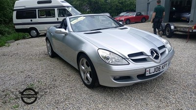 Lot 587 - 2006 MERCEDES SLK 350 AUTO