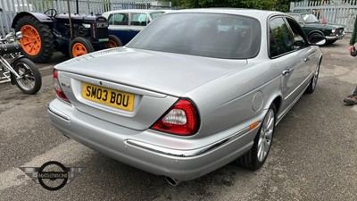 Lot 100 - 2003 JAGUAR XJR V8 S/C AUTO