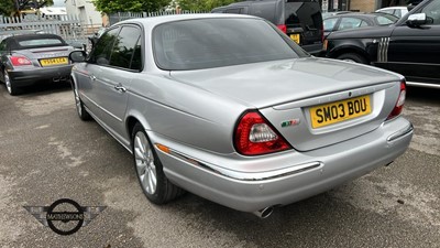 Lot 100 - 2003 JAGUAR XJR V8 S/C AUTO