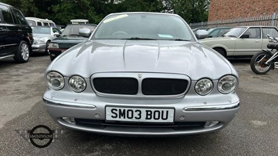 Lot 100 - 2003 JAGUAR XJR V8 S/C AUTO