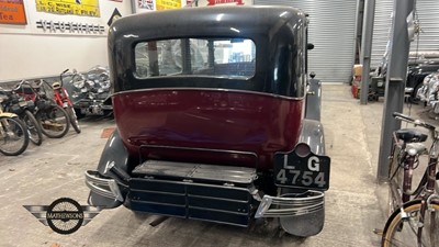 Lot 142 - 1930 MORRIS OXFORD