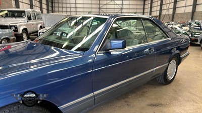 Lot 438 - 1990 MERCEDES 500 SEC AUTO