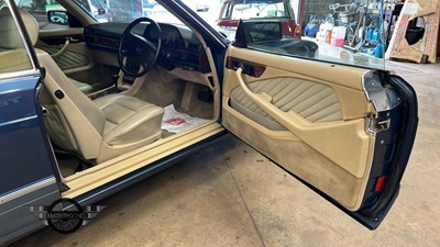 Lot 438 - 1990 MERCEDES 500 SEC AUTO